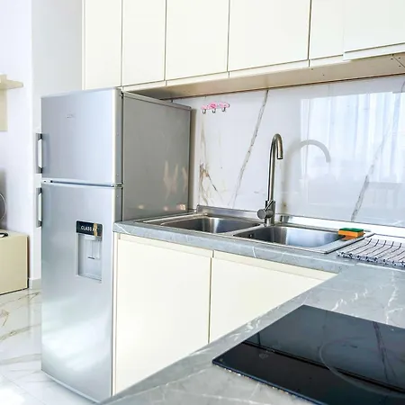 Mali 1328 Apartment *